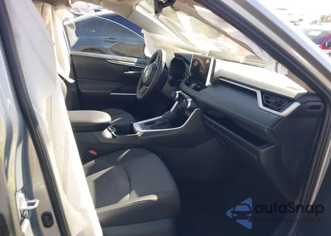 2025 Toyota Rav4 Xle z USA, uszkodzony, nr VIN 2T3W1RFV4SW401502